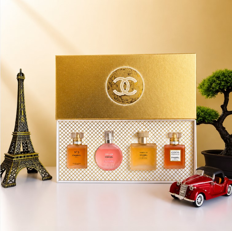 Chanel Set Gold Box 4 in 1 Perfume Gift Set (4 × 30ml)