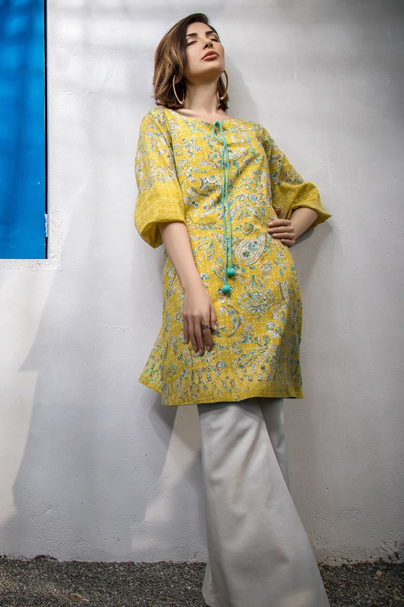 1 Piece Printed Lawn Shirt for sale online in Lahore Pakistan.